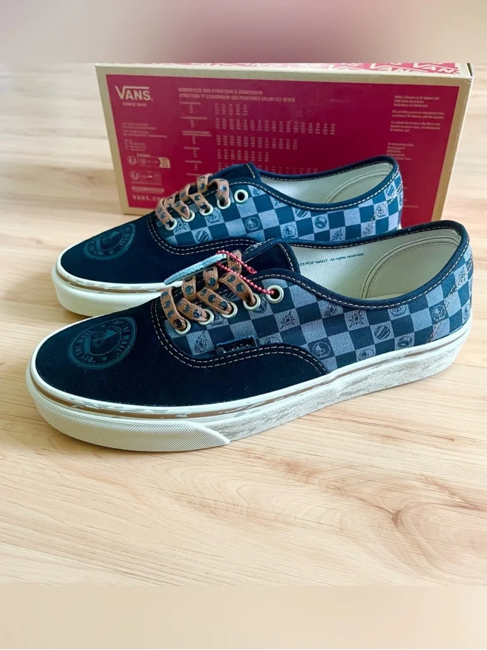 VANS & SPACE MOLLY Authentic Shoe Black Dachshund Brown Women 9.5 US Mens 8.0